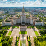 Университетская площадь: сердце научной и студенческой жизни Москвы